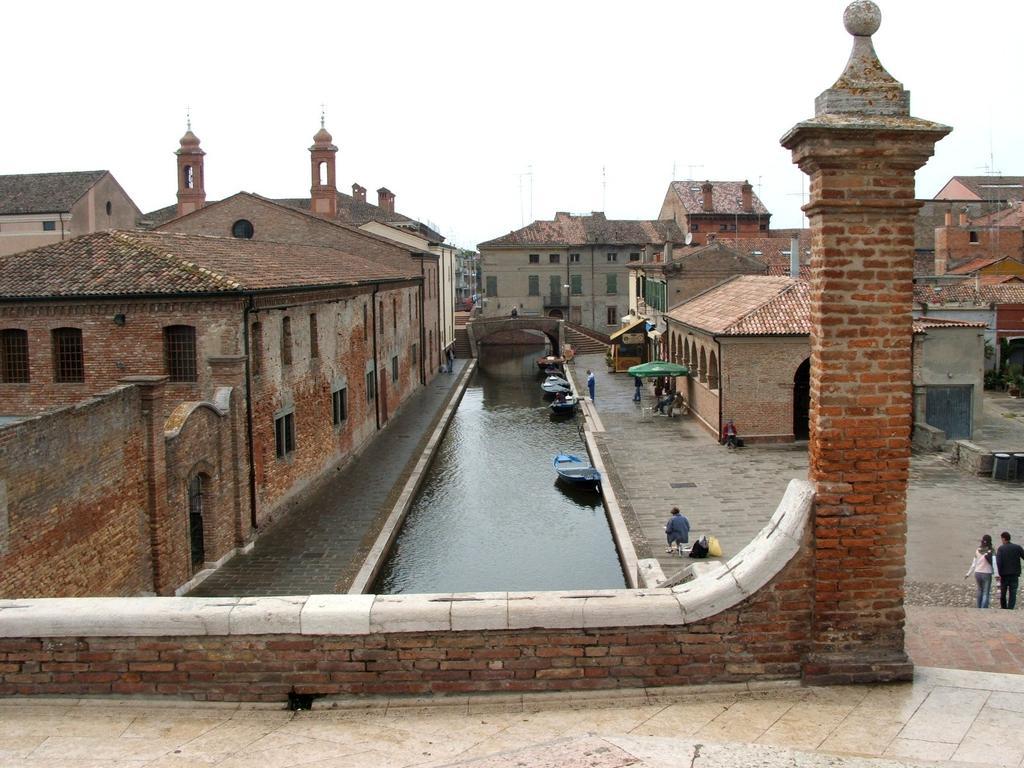 Residence Molo Lido delle Nazioni Bagian luar foto